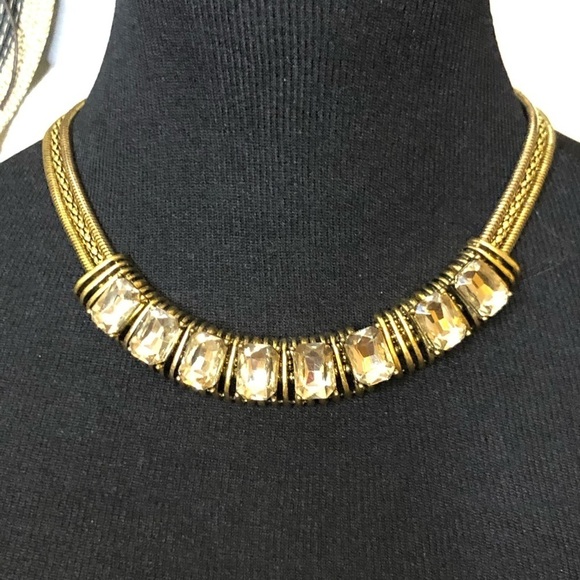 NECKLACE - Picture 4 of 8